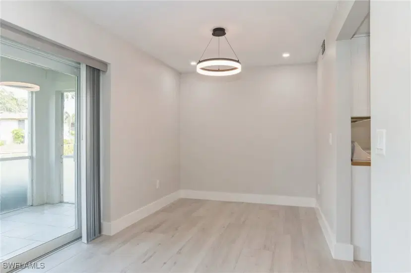 Picture of 1155 Sandpiper St B3, Naples FL 34102
