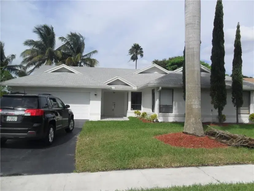 Picture of 9925 NW 41St Ct, Sunrise FL 33351