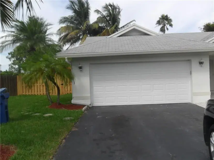 Picture of 9925 NW 41St Ct, Sunrise FL 33351