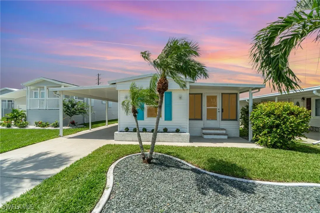 Picture of 11170 Bayside Ln, Fort Myers Beach, FL 33931
