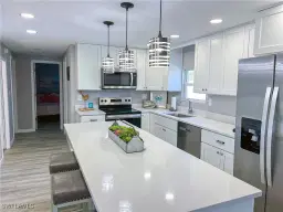 Picture of 11170 Bayside Ln, Fort Myers Beach, FL 33931