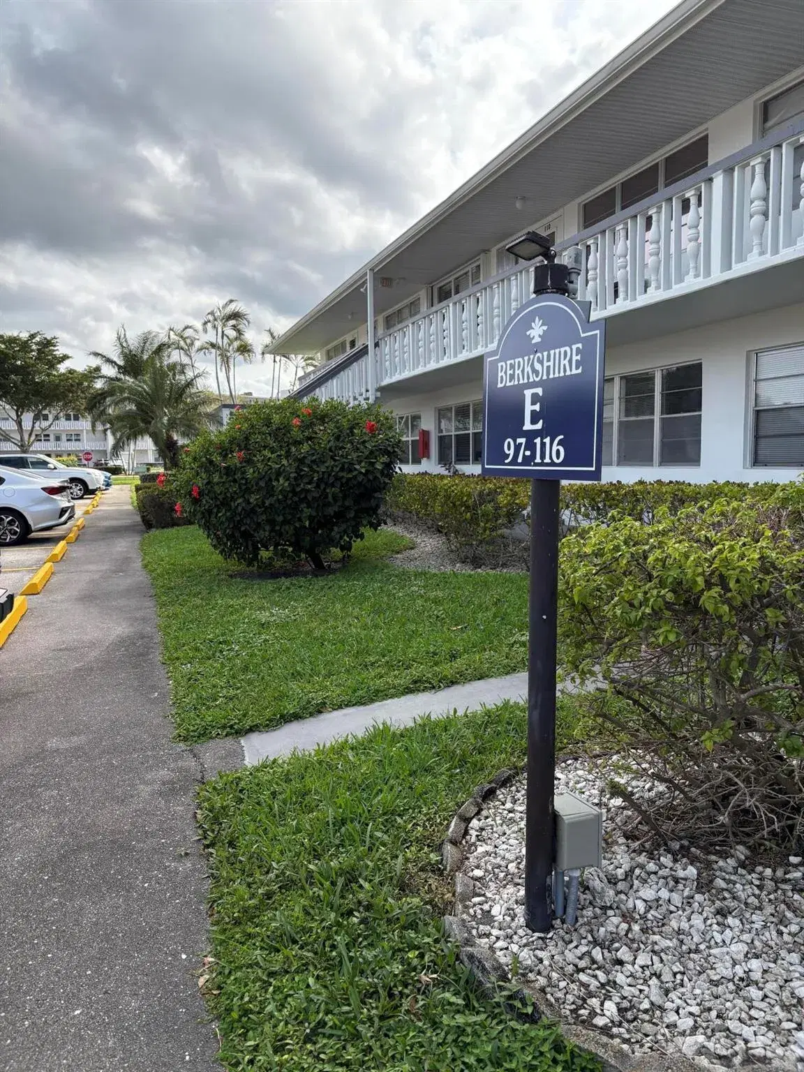 Picture of 113 Berkshire E, West Palm Beach, FL 33417