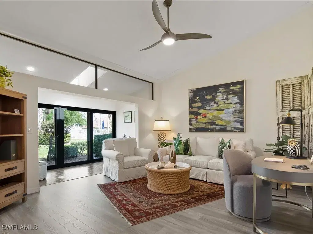 Picture of 3301 Erick Lake Dr 701, Naples, FL 34109
