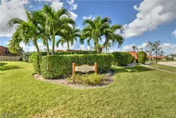 Picture of 1442 Park Shore Cir 4, Fort Myers, FL 33901