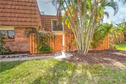 Picture of 1442 Park Shore Cir 4, Fort Myers, FL 33901