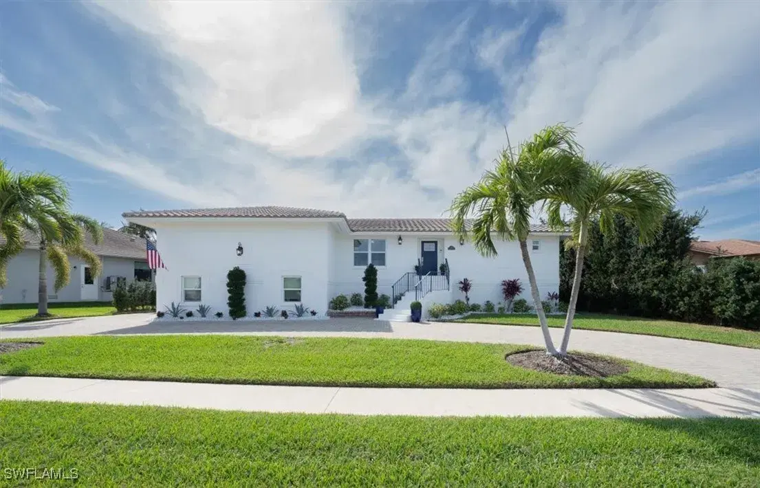 Picture of 326 Sand Hill St, Marco Island, FL 34145