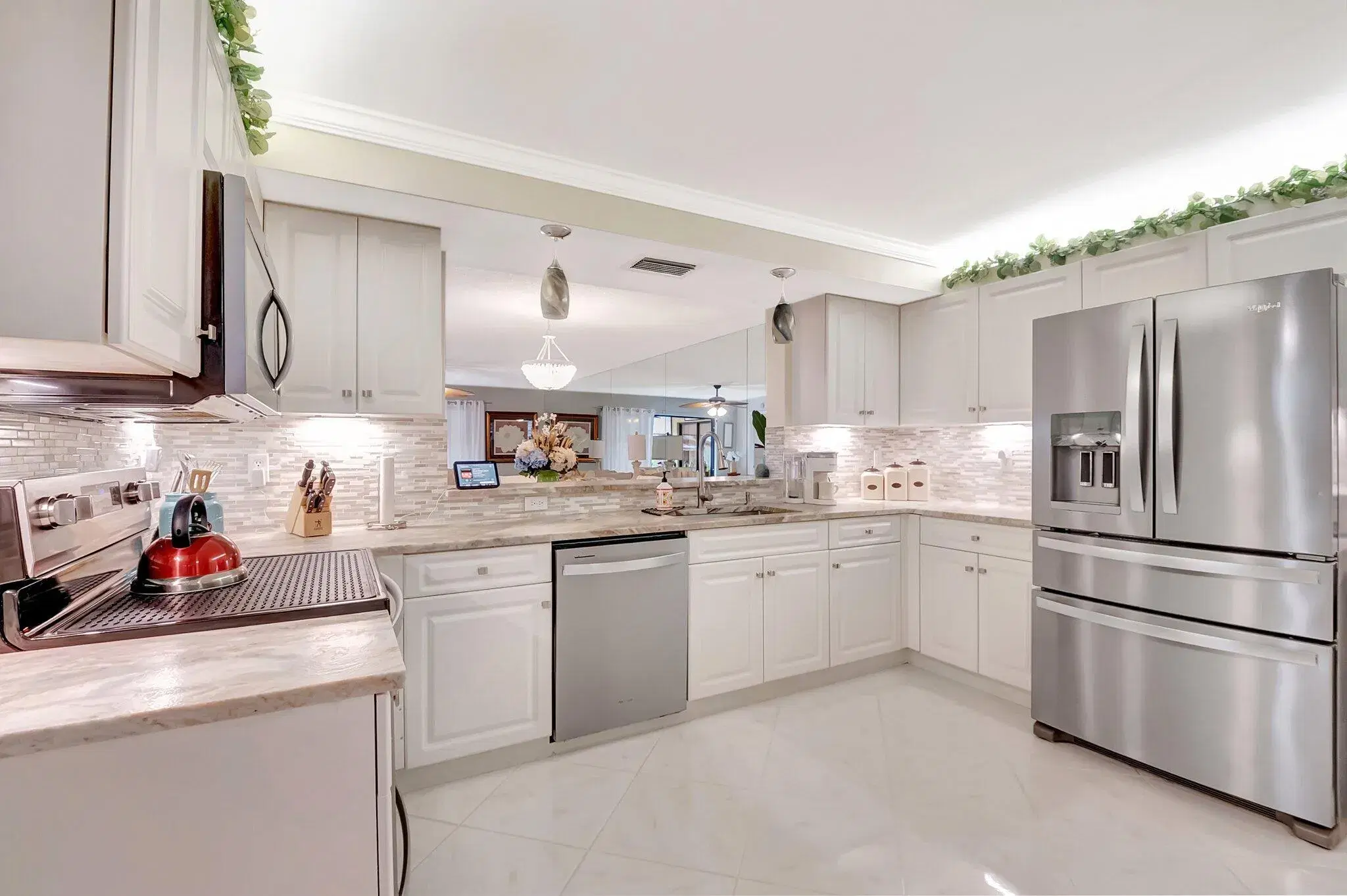 Picture of 9716 Sills Drive E 101, Boynton Beach, FL 33437