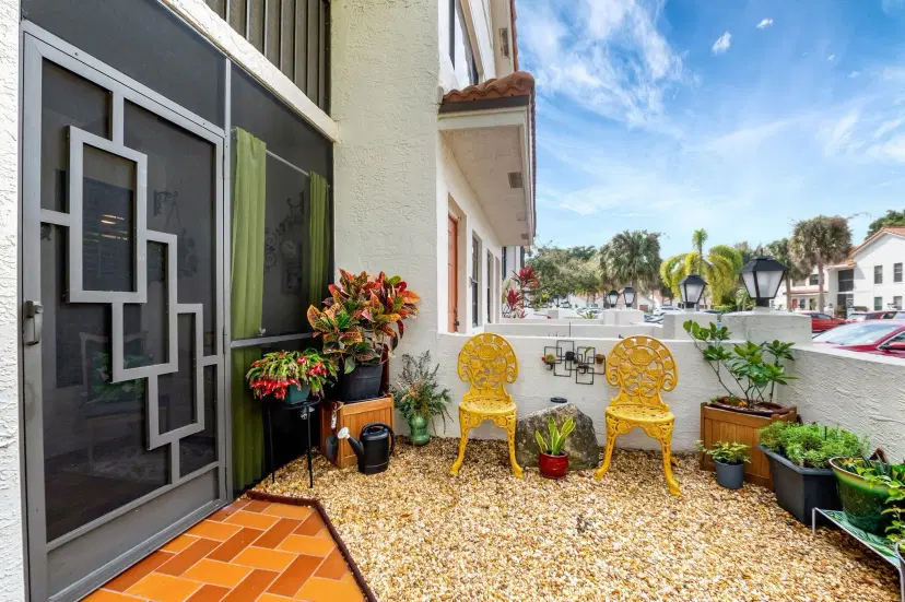 Picture of 9716 Sills Drive E 101, Boynton Beach FL 33437