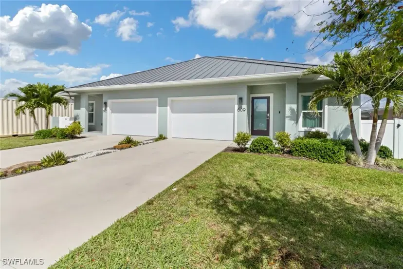 Picture of 609 107Th Ave N, Naples FL 34108
