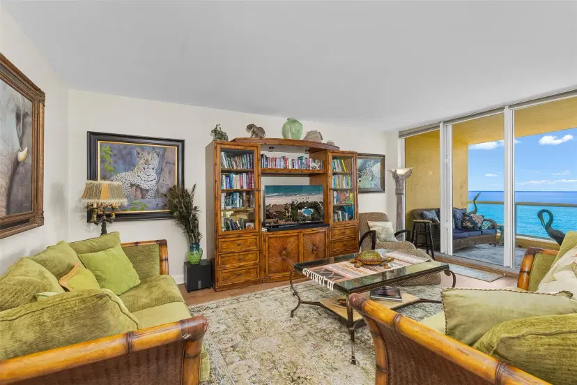 Picture of 2100 N Ocean Blvd 19D, Fort Lauderdale FL 33305