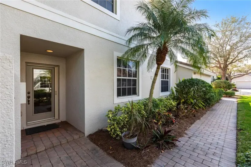 Picture of 13091 Pebblebrook Point Cir 101, Fort Myers FL 33905