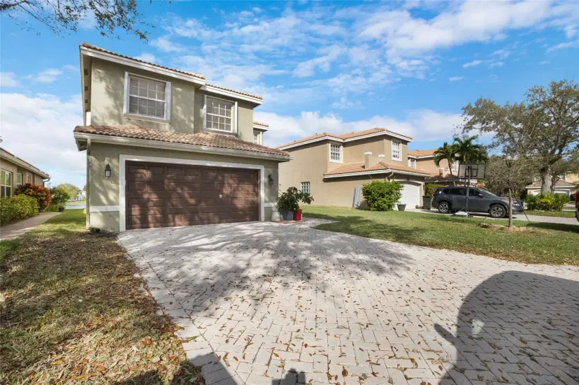 Picture of 7139 Crescent Creek Way, Coconut Creek FL 33073
