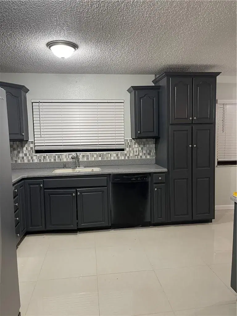 Picture of 1922 SE West Dunbrooke Cir, Port St Lucie FL 34952
