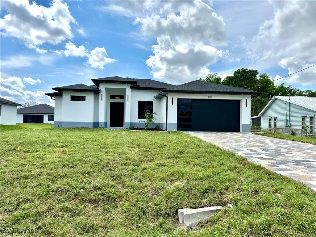 Picture of 2905 4Th St W, Lehigh Acres, FL 33971