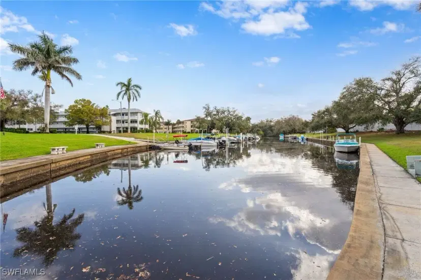Picture of 1525 Tropic Ter 1525, North Fort Myers FL 33903