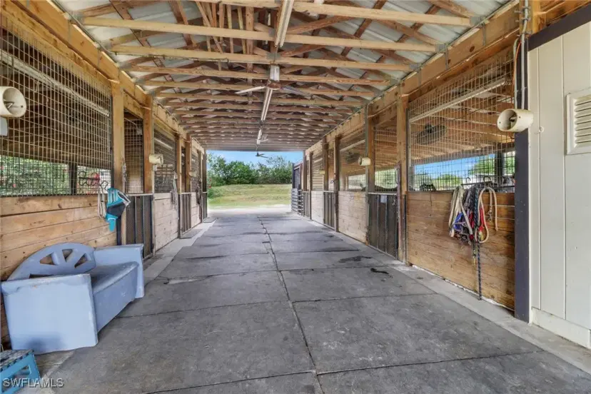 Picture of 22051 N River Rd, Alva FL 33920