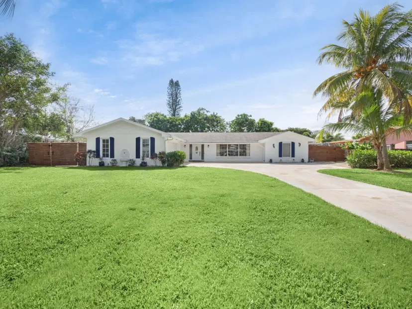 Picture of 339 Country Club Drive, Tequesta FL 33469