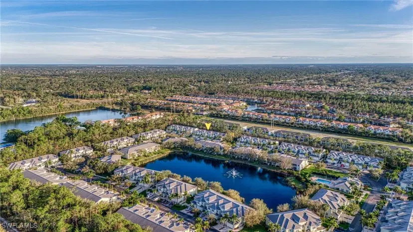 Picture of 1345 Mariposa Cir 5-202, Naples FL 34105