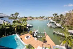 Picture of 441 Mooring Line Dr, Naples, FL 34102