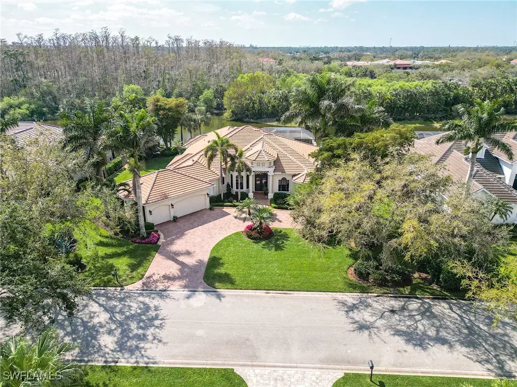 Picture of 10081 Magnolia Bend Dr, Estero, FL 34135