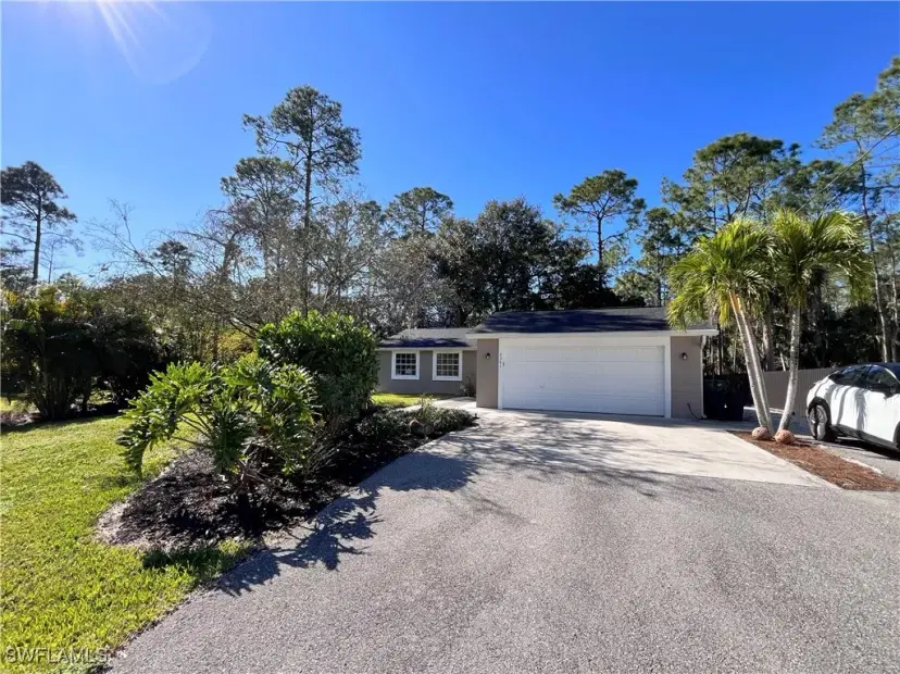 Picture of 2361 19Th St Sw, Naples FL 34117