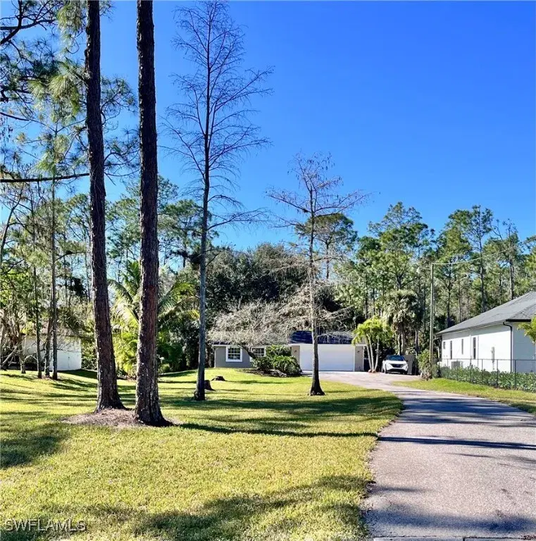 Picture of 2361 19Th St Sw, Naples FL 34117