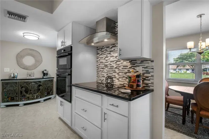 Picture of 1571 Whiskey Creek Dr, Fort Myers FL 33919