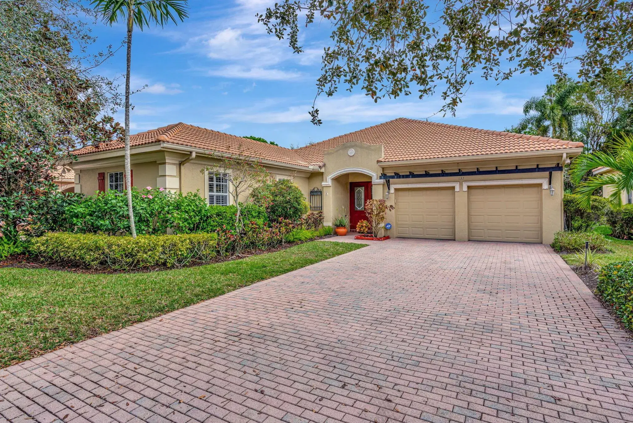 Picture of 132 Via Castilla, Jupiter, FL 33458
