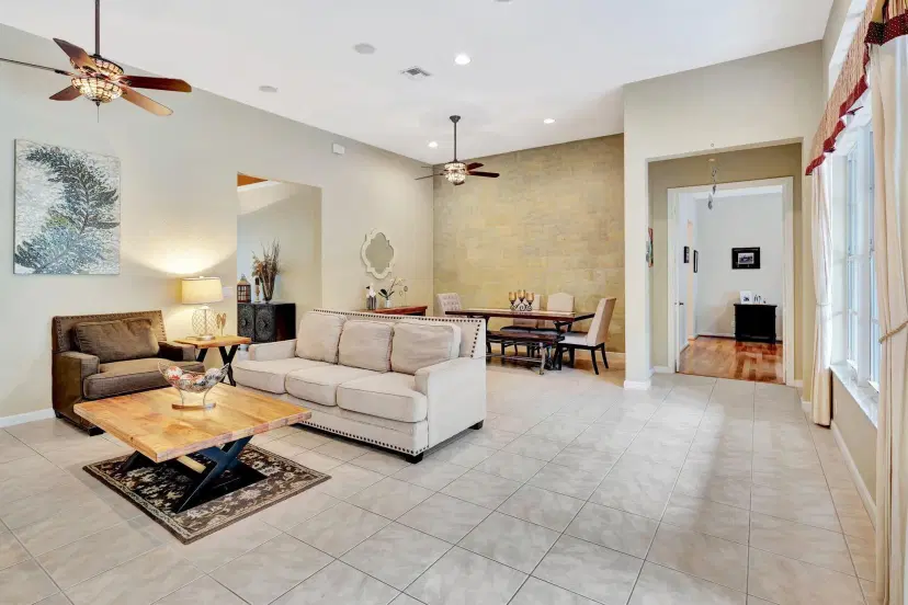 Picture of 132 Via Castilla, Jupiter FL 33458