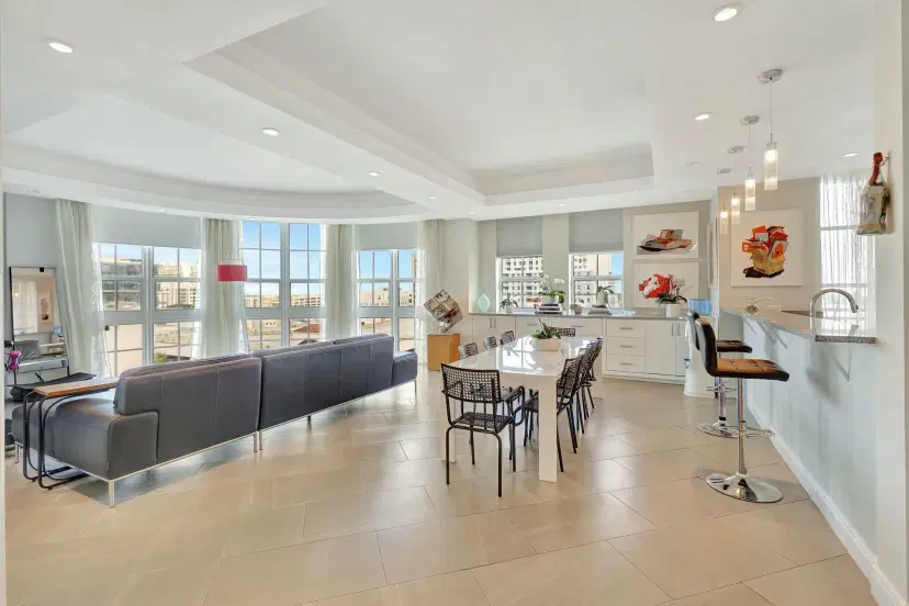 Picture of 410 Evernia 801 Street 801, West Palm Beach FL 33401