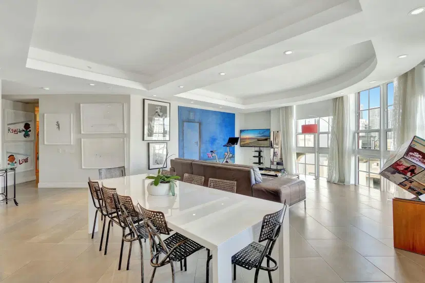 Picture of 410 Evernia 801 Street 801, West Palm Beach FL 33401