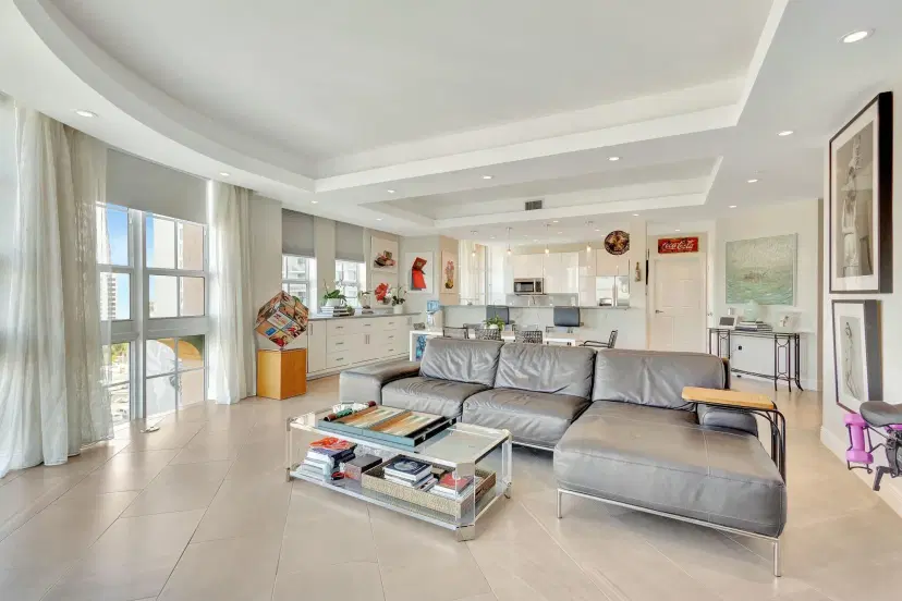 Picture of 410 Evernia 801 Street 801, West Palm Beach FL 33401
