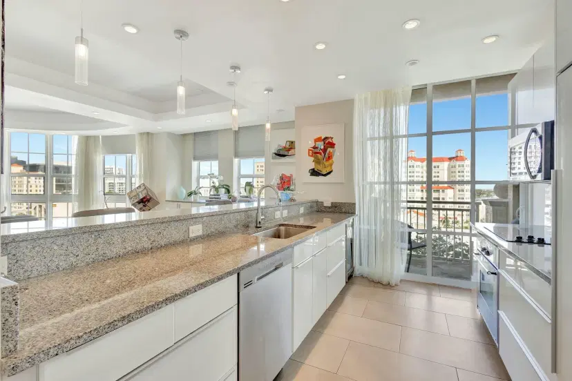 Picture of 410 Evernia 801 Street 801, West Palm Beach FL 33401