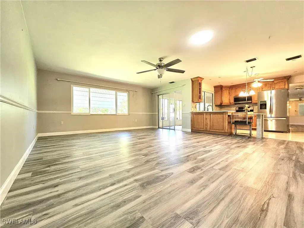 Picture of 12878 Iona Rd, Fort Myers, FL 33908