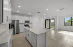 Picture of 4073 Sonoma Oaks Cir, Naples, FL 34119