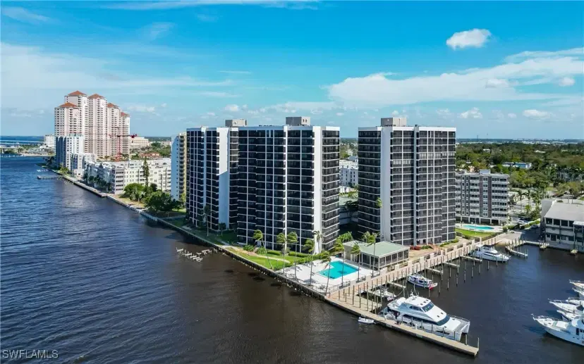 Picture of 1910 Virginia Ave 903, Fort Myers FL 33901