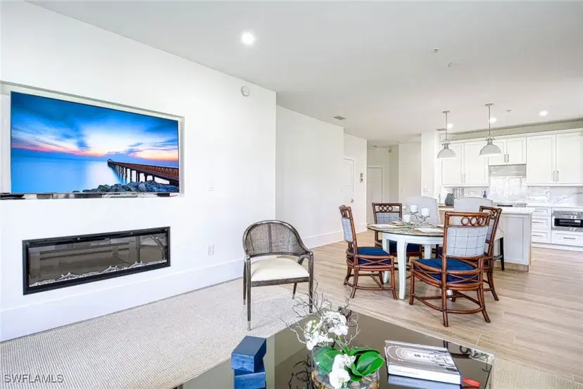 Picture of 220 Vintage Cir B101, Naples FL 34119