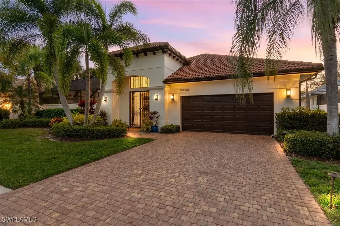 Picture of 5066 Rustic Oaks Cir, Naples, FL 34105