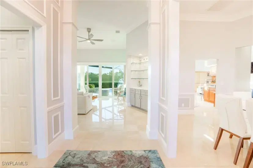 Picture of 411 Charleswood Ln 7, Naples FL 34105