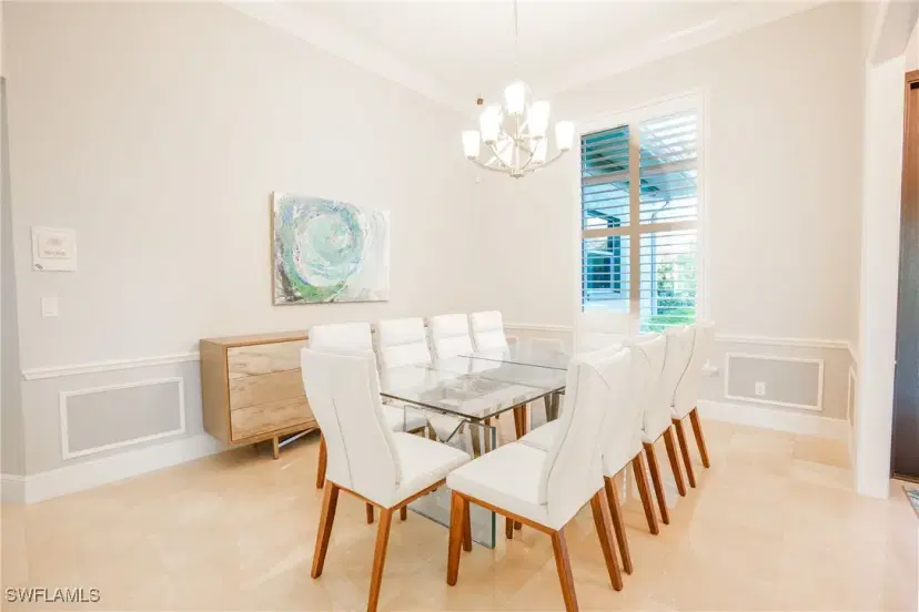 Picture of 411 Charleswood Ln 7, Naples FL 34105