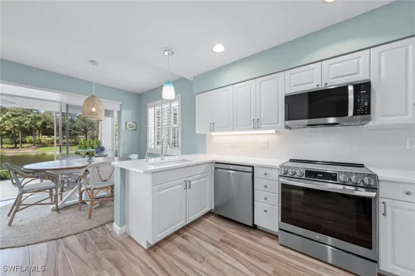 Picture of 23146 Rosedale Dr 102, Estero FL 34135