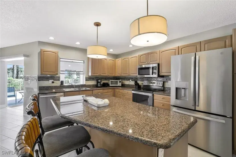 Picture of 4630 Ashton Ct, Naples FL 34112