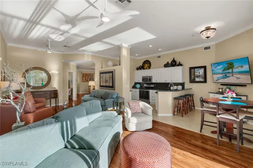 Picture of 945 Eastham Way H203, Naples FL 34104