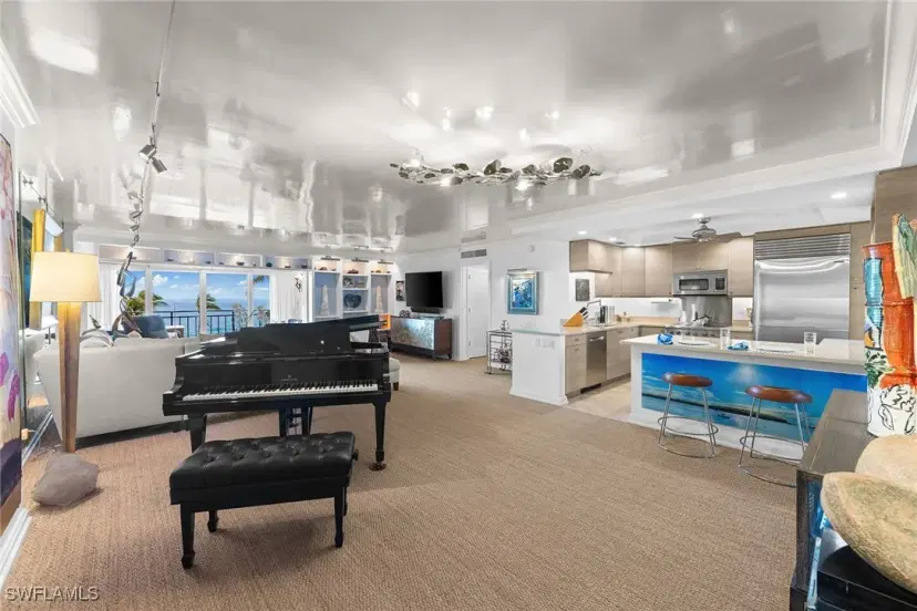 Picture of 2401 Gulf Shore Blvd N 44, Naples FL 34103