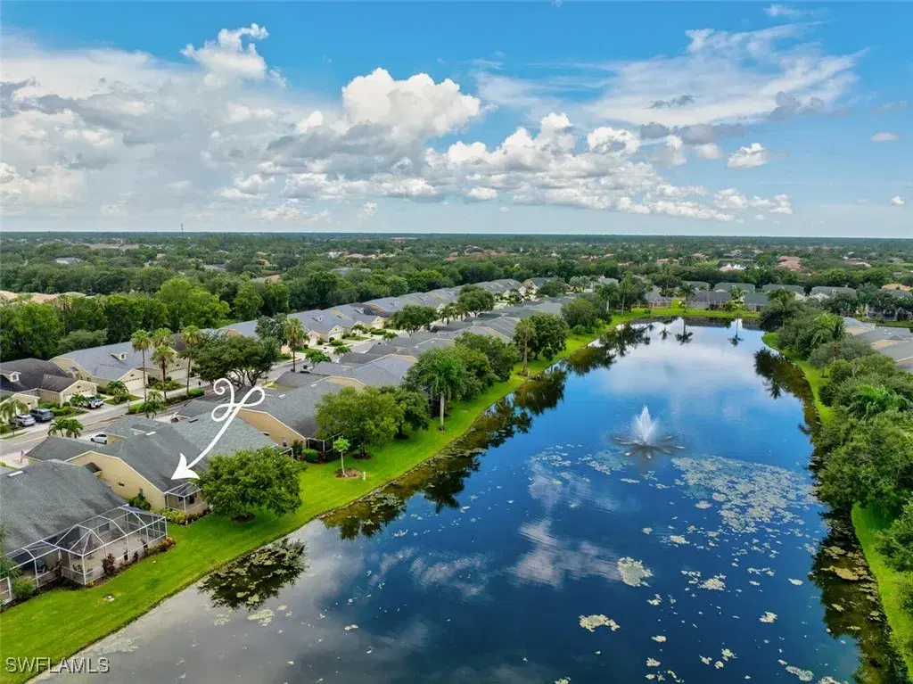 Picture of 8310 Ibis Cove Dr, Naples, FL 34119