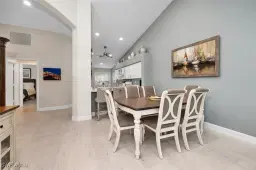 Picture of 8310 Ibis Cove Dr, Naples, FL 34119
