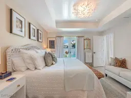 Picture of 1565 Mullet Ln, Naples, FL 34102