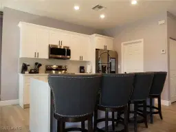 Picture of 822 NE 20Th St, Cape Coral, FL 33909