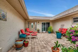 Picture of 10265 Greentrail Dr N, Boynton Beach, FL 33436