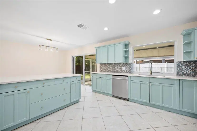 Picture of 514 Jaeger Drive, Delray Beach FL 33444